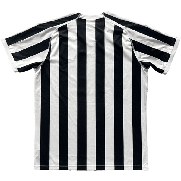 Newcastle United 2018-19 Home – L