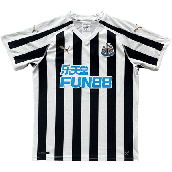 Newcastle United 2018-19 Home – L